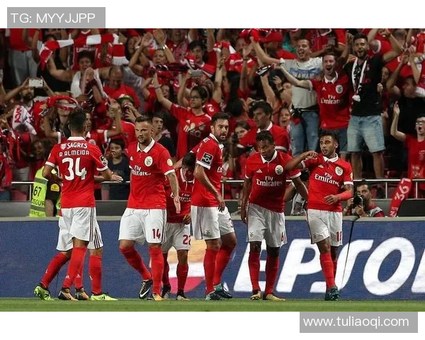 维拉与埃弗顿激战在即前瞻分析双方状态与战术布局