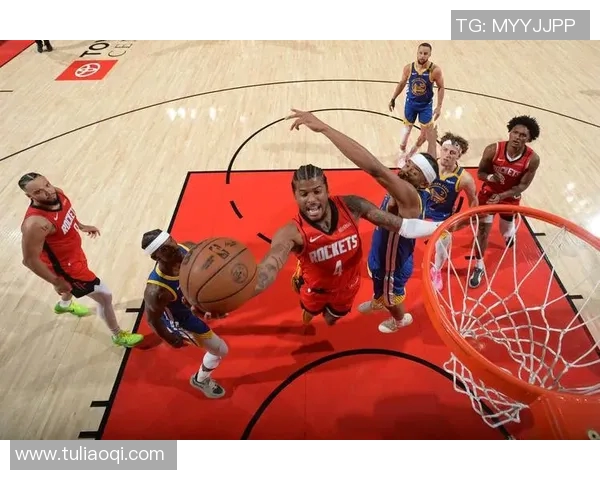 2015年NBA季后赛勇士队与对手的精彩对决回顾与分析