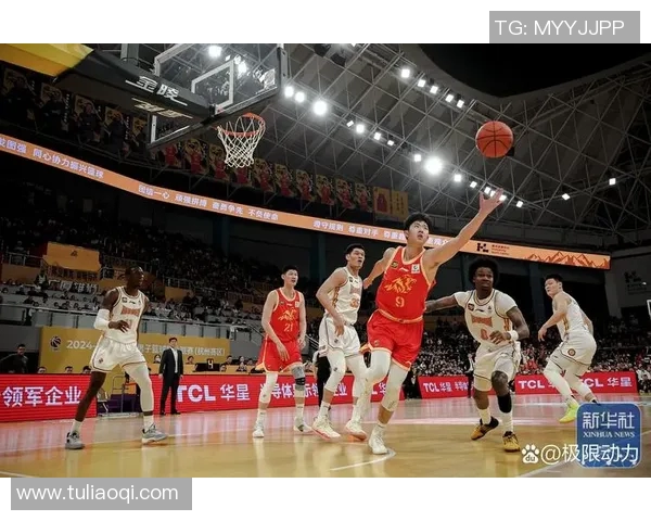 CBA季前赛精彩对决广东队与浙江队全场录像回顾与精彩瞬间分析