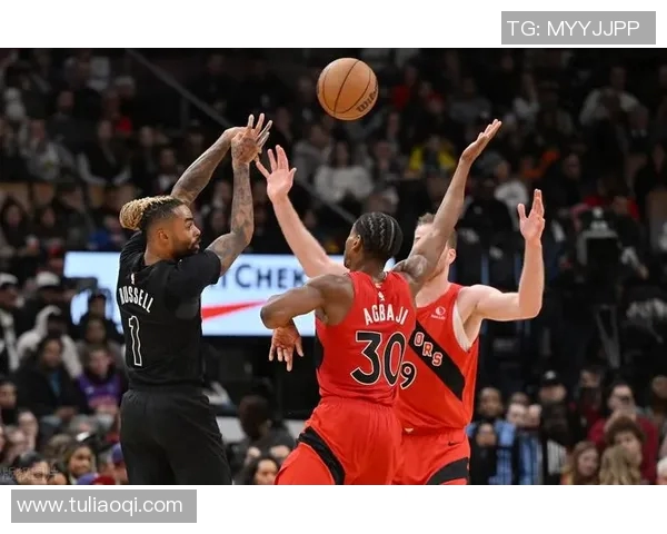 拉塞尔威斯布鲁克：从篮球天才到全能战士的辉煌之路