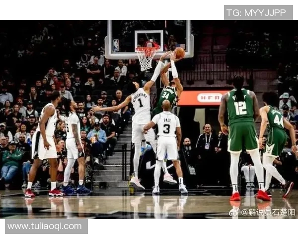 2004年12月10日马刺与火箭的精彩对决回顾与赛后分析