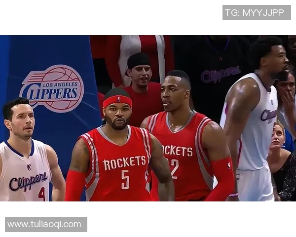 2015年火箭与勇士季前赛精彩对决回顾与分析