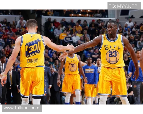 季前赛勇士对决湖人精彩直播全程回顾与分析