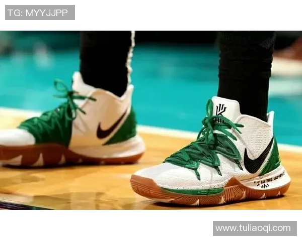 欧文新鞋发布会引发争议踩踏耐克Logo艺术与商业的界限何在