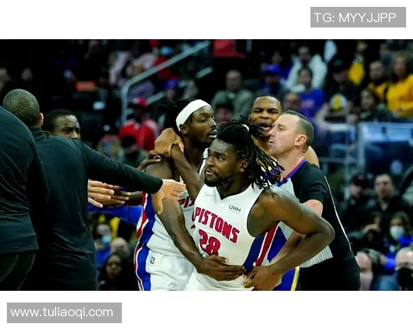湖人对阵活塞精彩比赛直播全程回顾与分析尽在此处