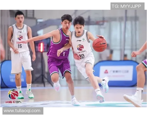 王汝恒的成长之路：从青涩少年到职场精英的蜕变与奋斗